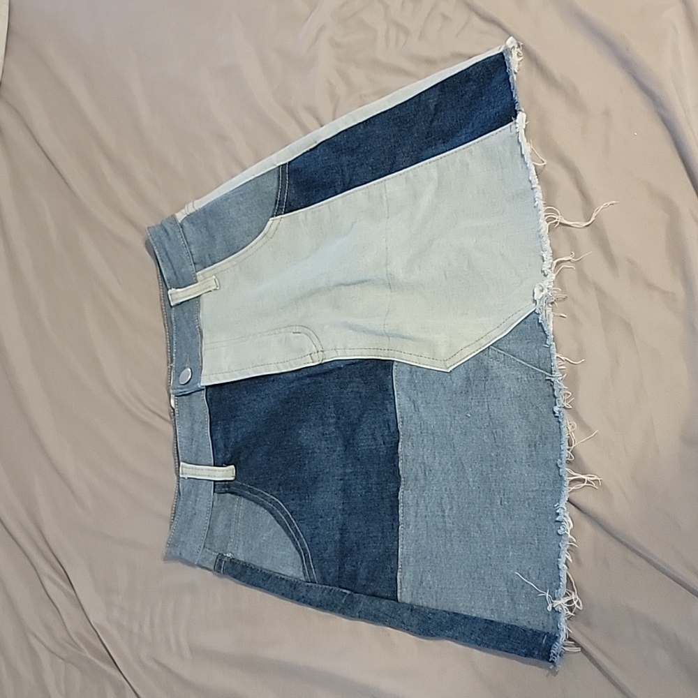 Size Medium denim mini skirt